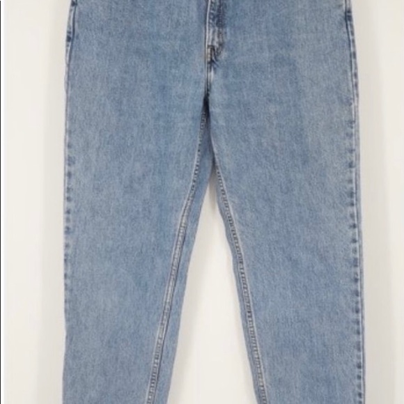 Vintage 90’s Levi’s 512 Slim-Fit High Rise Tapered Mom Jeans Light Wash - Picture 2 of 7